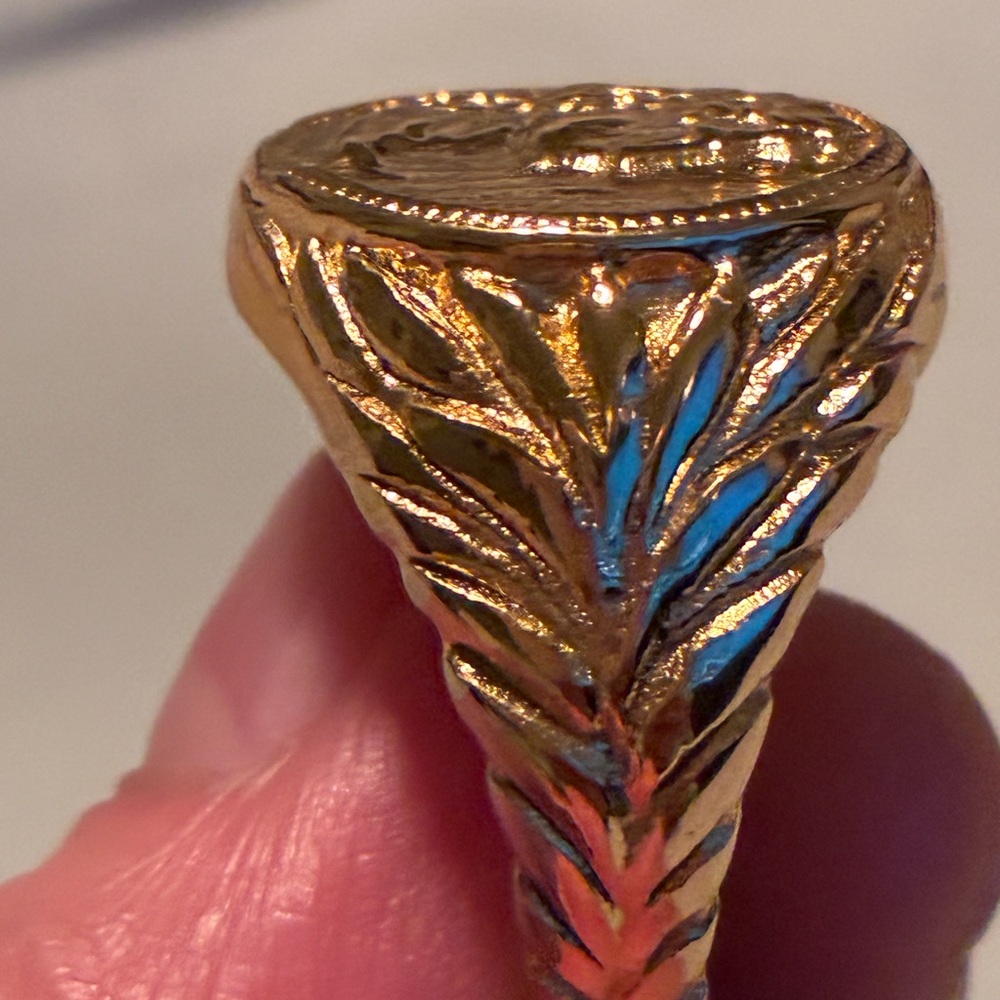 Gold Statement Ring - Picture 7 of 16